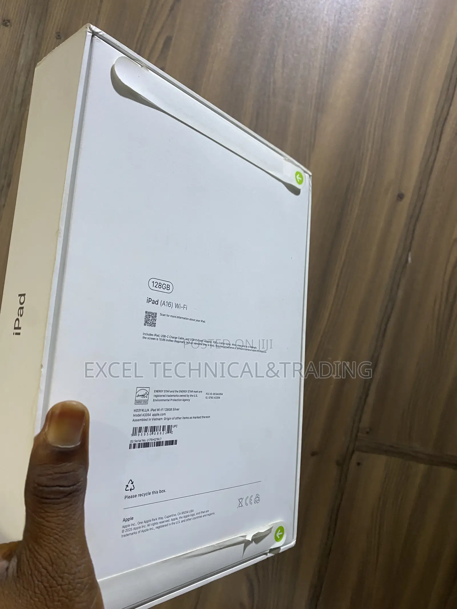 New Apple iPad (2025) 128 GB Silver