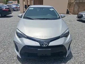 Toyota Corolla 2017 Silver