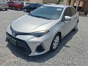 Toyota Corolla 2017 Silver