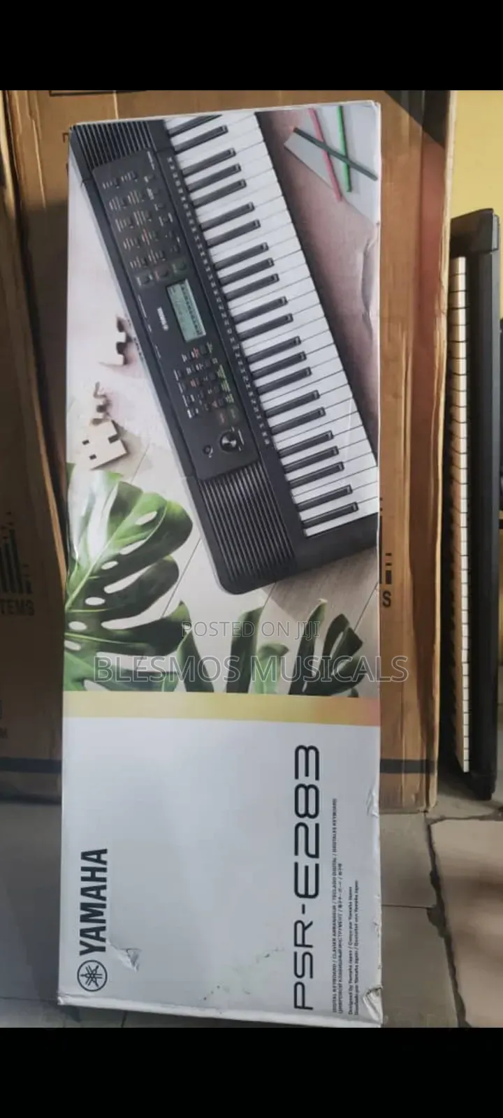 Yamaha Keyboard - PSR E283