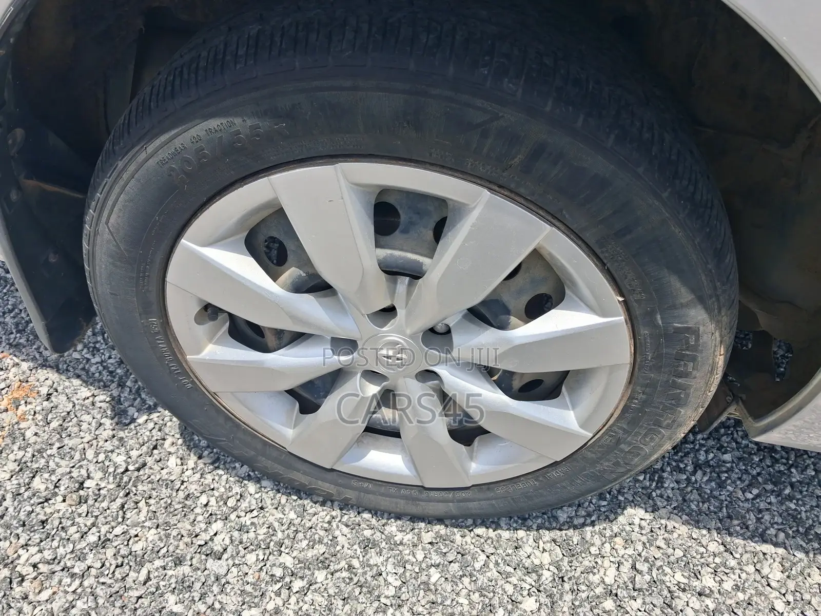Toyota Corolla 2017 Silver