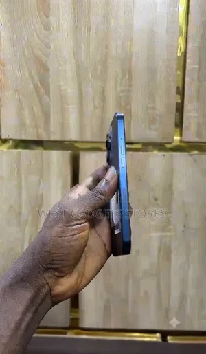 Apple iPhone 15 Pro 256 GB Blue