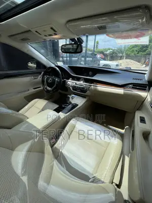 Lexus ES 2015 Black