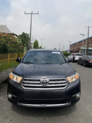 Toyota Highlander 2013 Gray