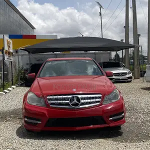 Mercedes-Benz C300 2013 Red