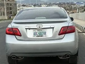 Toyota Camry 2009 Silver
