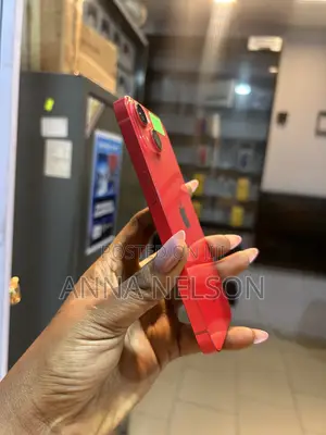 Apple iPhone 14 256 GB Red