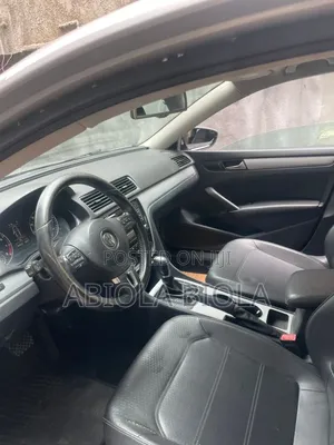 Volkswagen Passat 2013 Gray