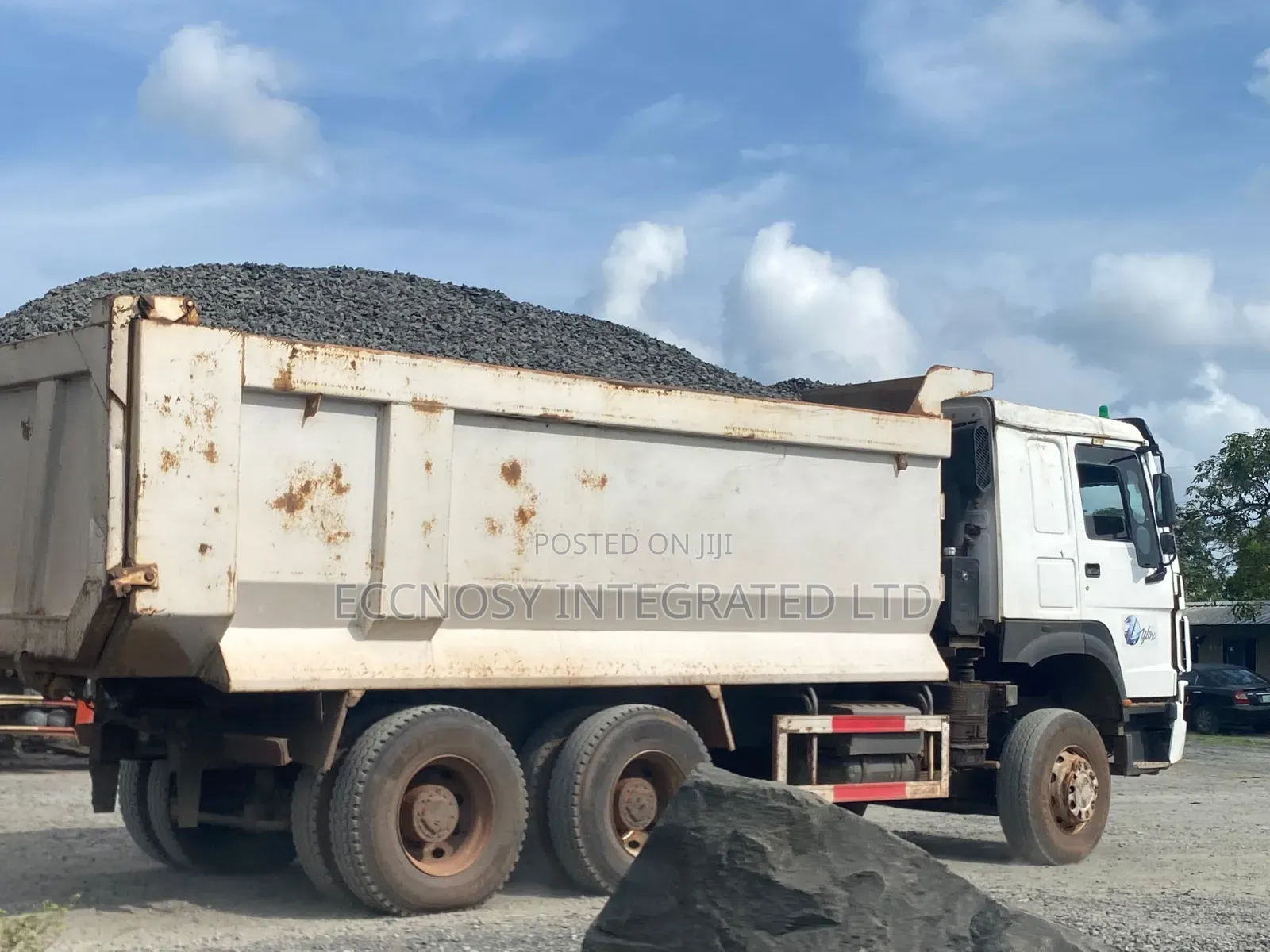 Superior Crushed Granite  Chippings Material