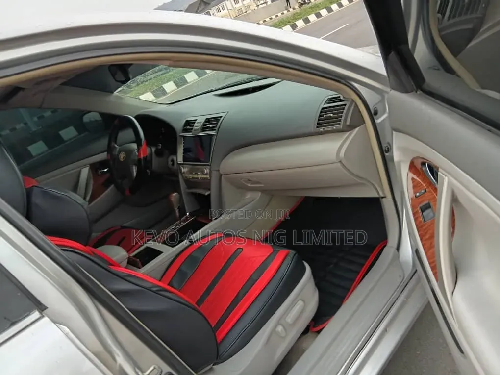 Toyota Camry 2009 Silver