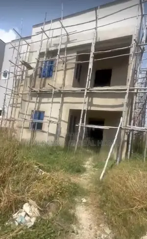 4bdrm Duplex in Lugbe District. for sale