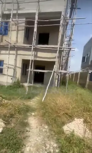 4bdrm Duplex in Lugbe District. for sale