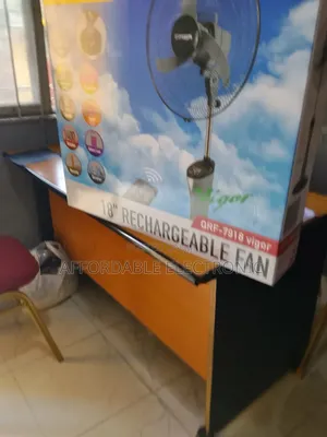 Qasa 18inch Rechargeable Quiet Operation Fan