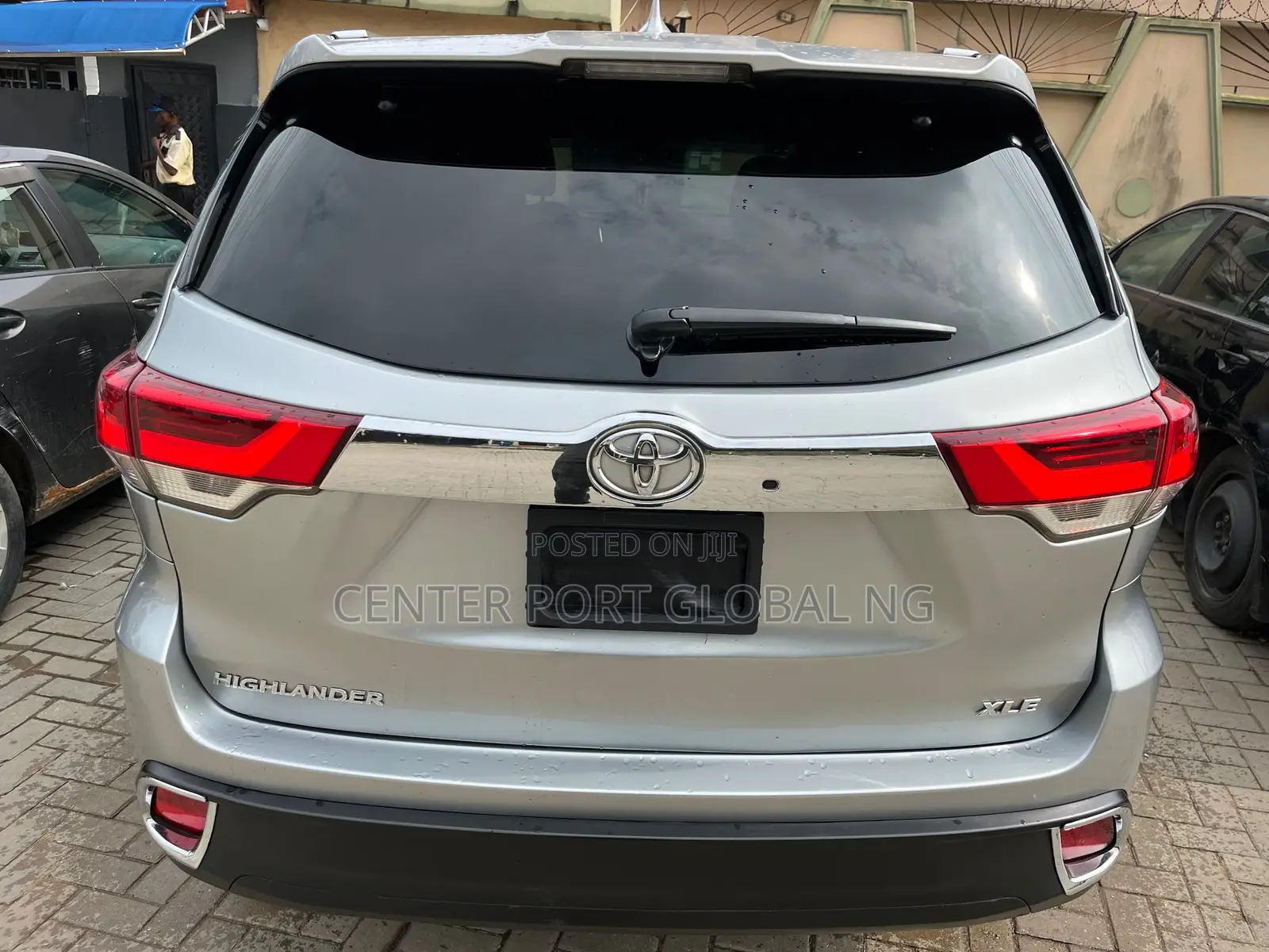 Toyota Highlander XLE 2019 Silver