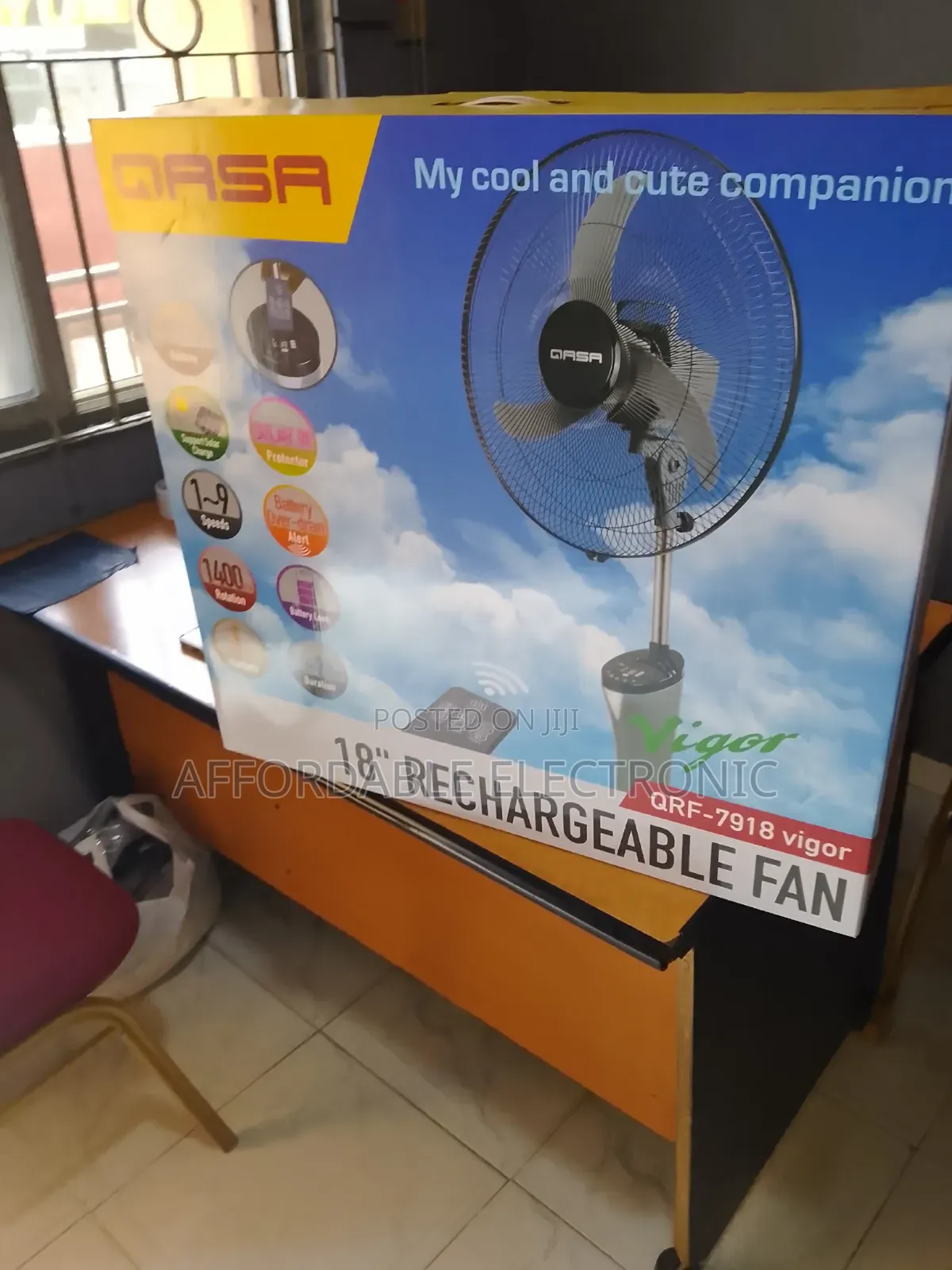 Qasa 18inch Rechargeable Led Light Fan