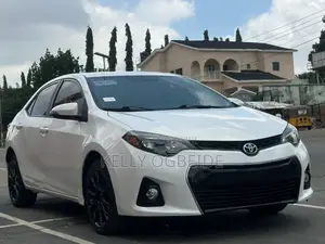Toyota Corolla 2016 White
