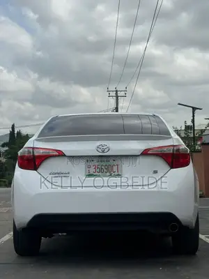 Toyota Corolla 2016 White