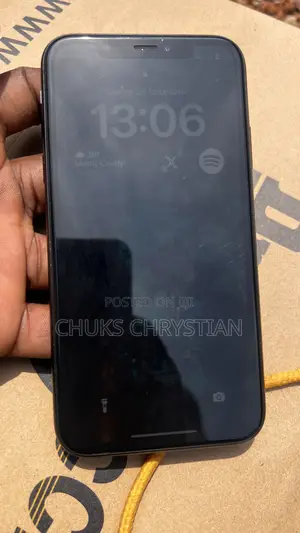 Apple iPhone XR 64 GB Black