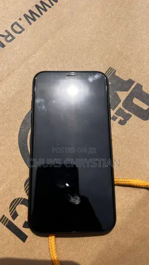 Apple iPhone XR 64 GB Black