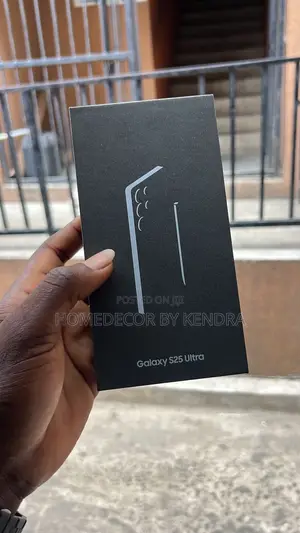 New Samsung Galaxy S25 Ultra 256 GB Black