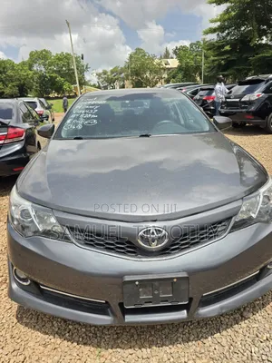 Toyota Camry 2014 Silver