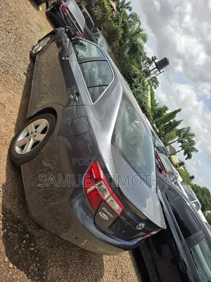 Toyota Camry 2014 Silver