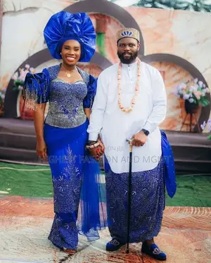 Royal Blue White Traditional Wedding Couple Set