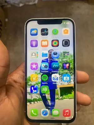 Apple iPhone 13 256 GB White