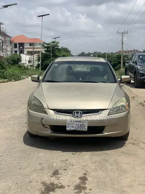 Honda Accord Automatic 2005 Gold