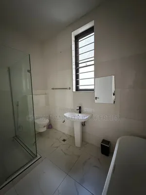 5bdrm Duplex in Asokoro Duplex for rent