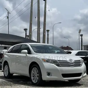 Toyota Venza LE 2012 White