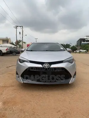 Toyota Corolla 2018 Silver
