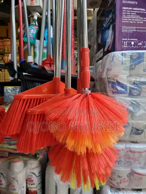 Strong Adjustment Cobweb Brush