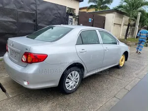 Toyota Corolla 2009 Silver