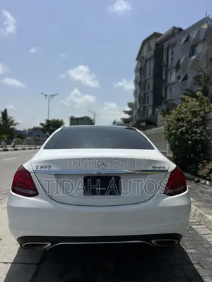Mercedes-Benz C300 2016 White