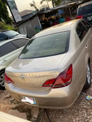 Toyota Avalon XLS 2006 Gold