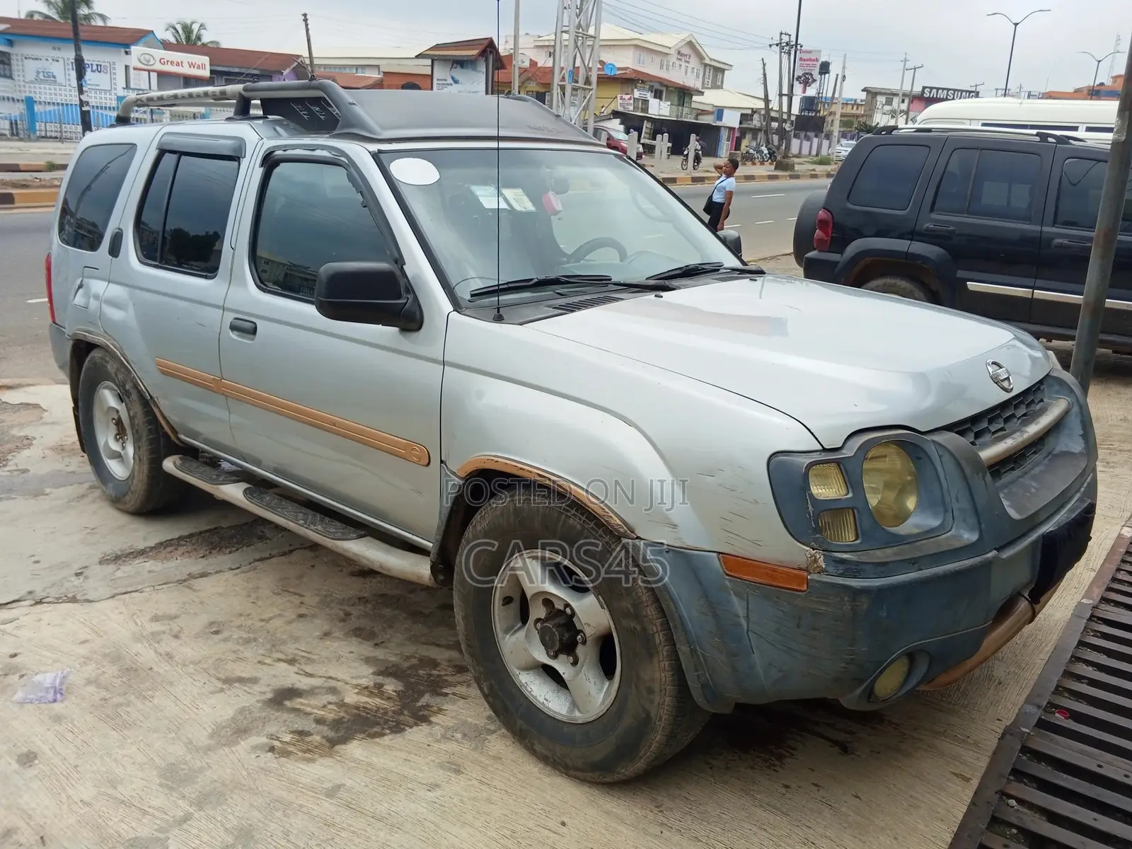 Nissan Xterra 2002 Silver