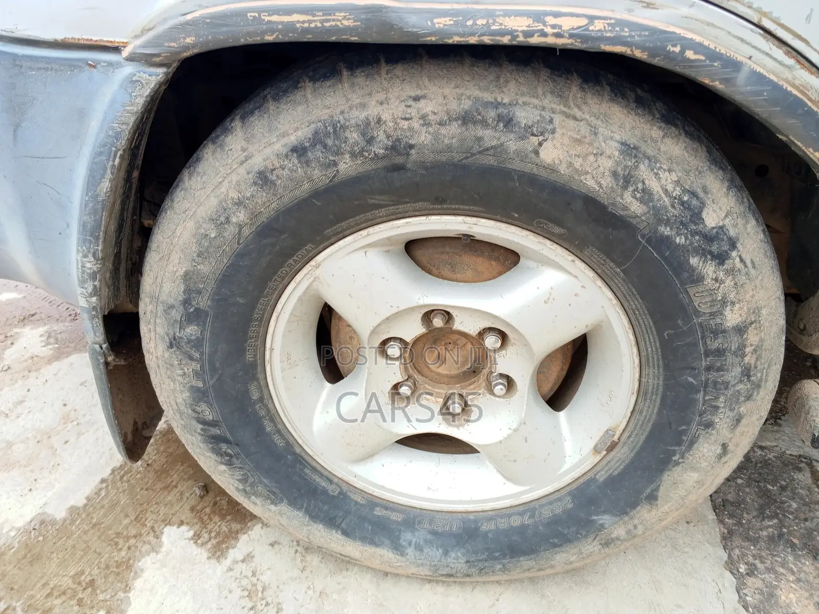 Nissan Xterra 2002 Silver