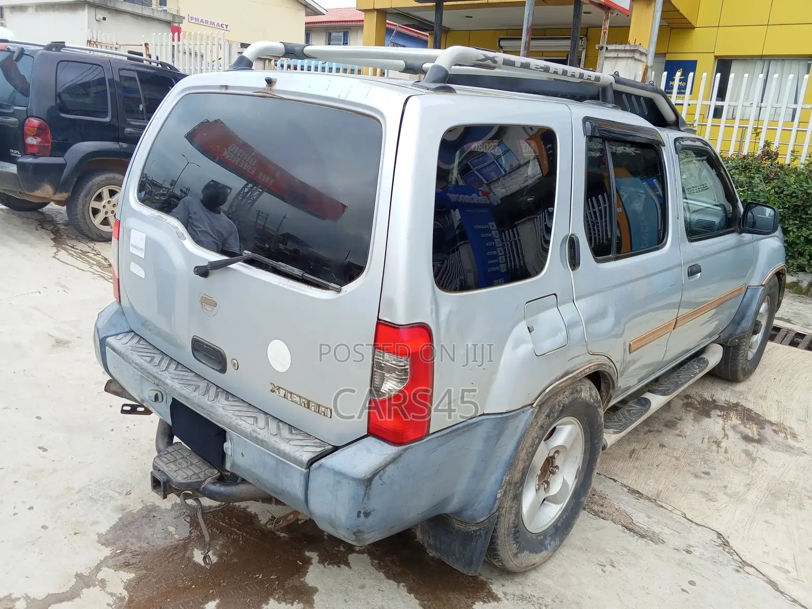 Nissan Xterra 2002 Silver