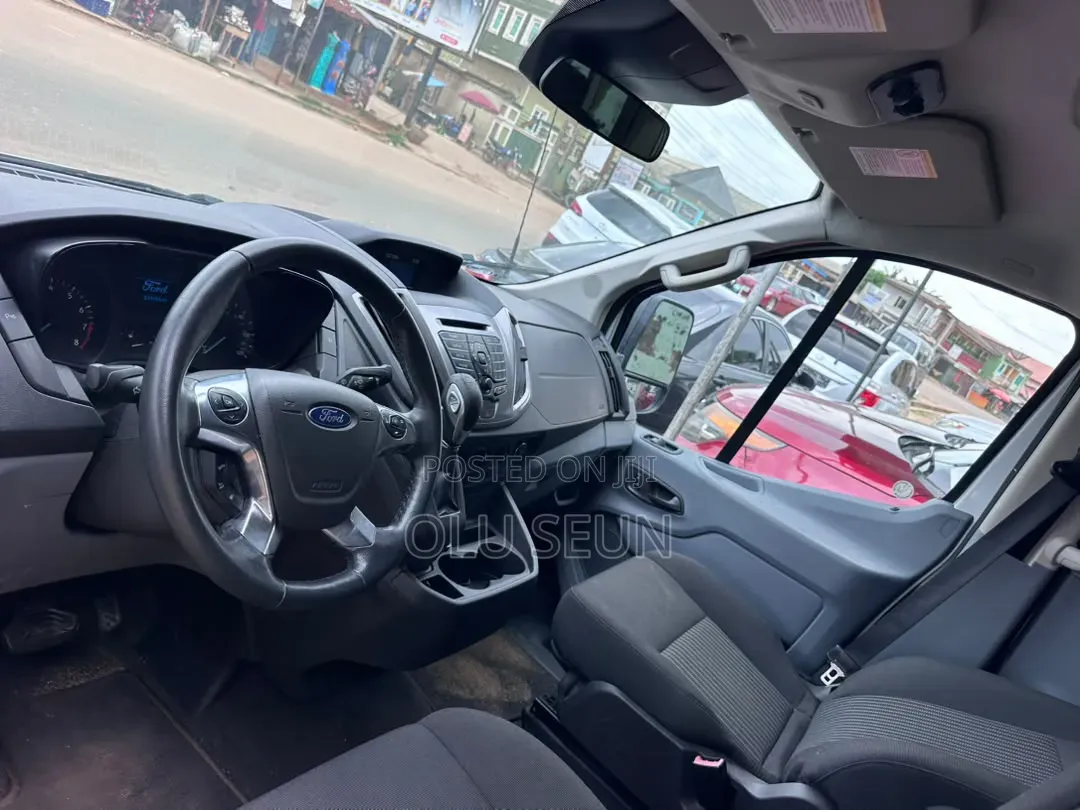 Ford Transit 2017 White