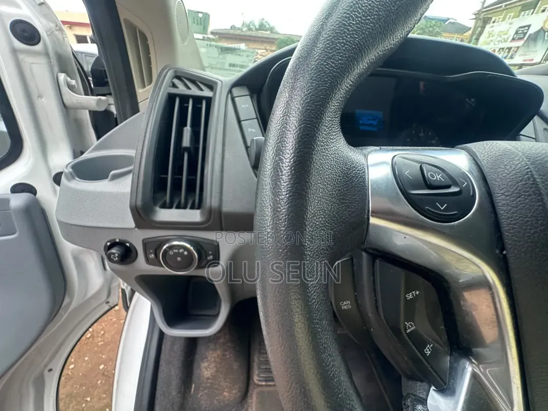 Ford Transit 2017 White