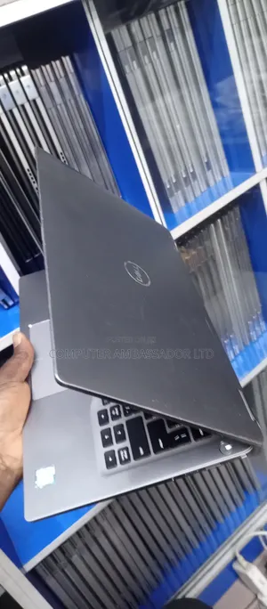 Laptop Dell Latitude 7400 16GB Intel Core i7 SSD 512GB