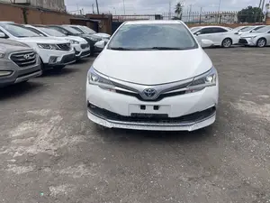 Toyota Corolla 2018 White
