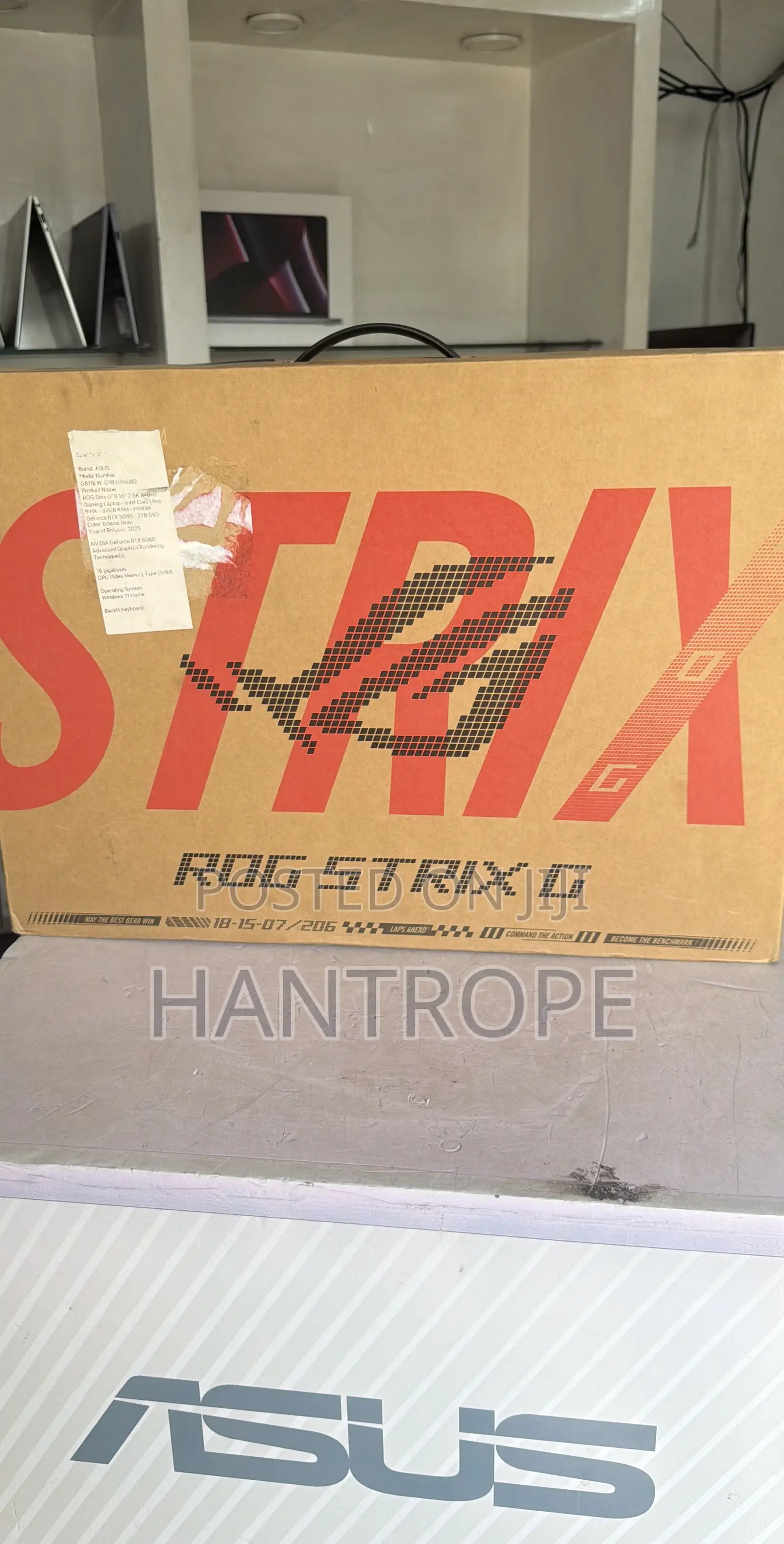 New Laptop Asus ROG Strix G18 32GB Intel Core Ultra 9 SSD 2T