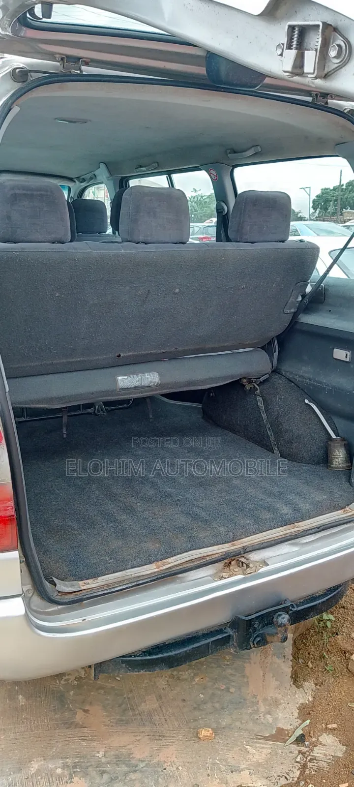 Toyota HiAce 2004 Silver