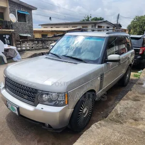 Land Rover Range Rover Vogue 2011 Silver
