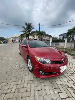 Toyota Camry 2013 Red
