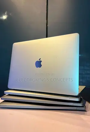 New Laptop Apple MacBook Pro 2021 M1 8GB Apple M1 SSD 512GB
