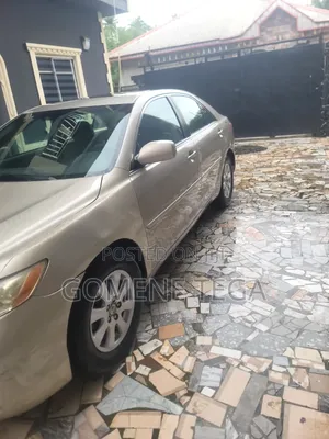 Toyota Camry 2008 Gold