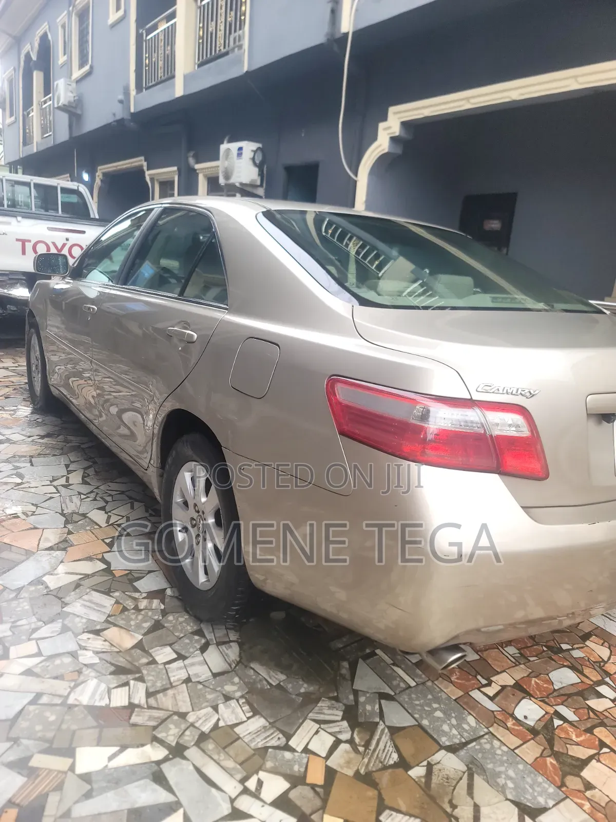 Toyota Camry 2008 Gold